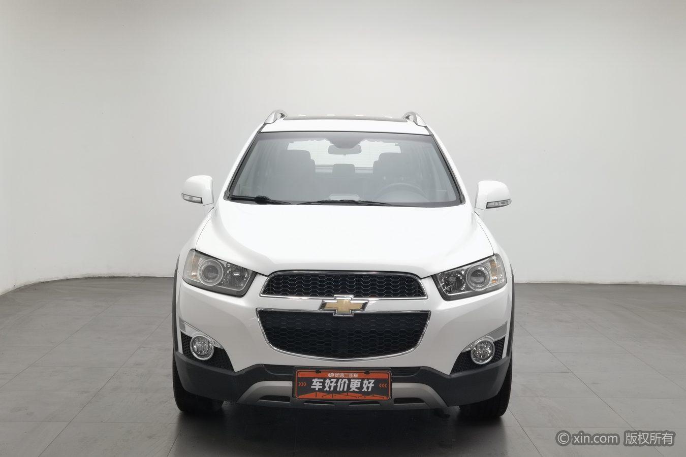 Chevrolet Captiva 2012 2.4L 5 мест