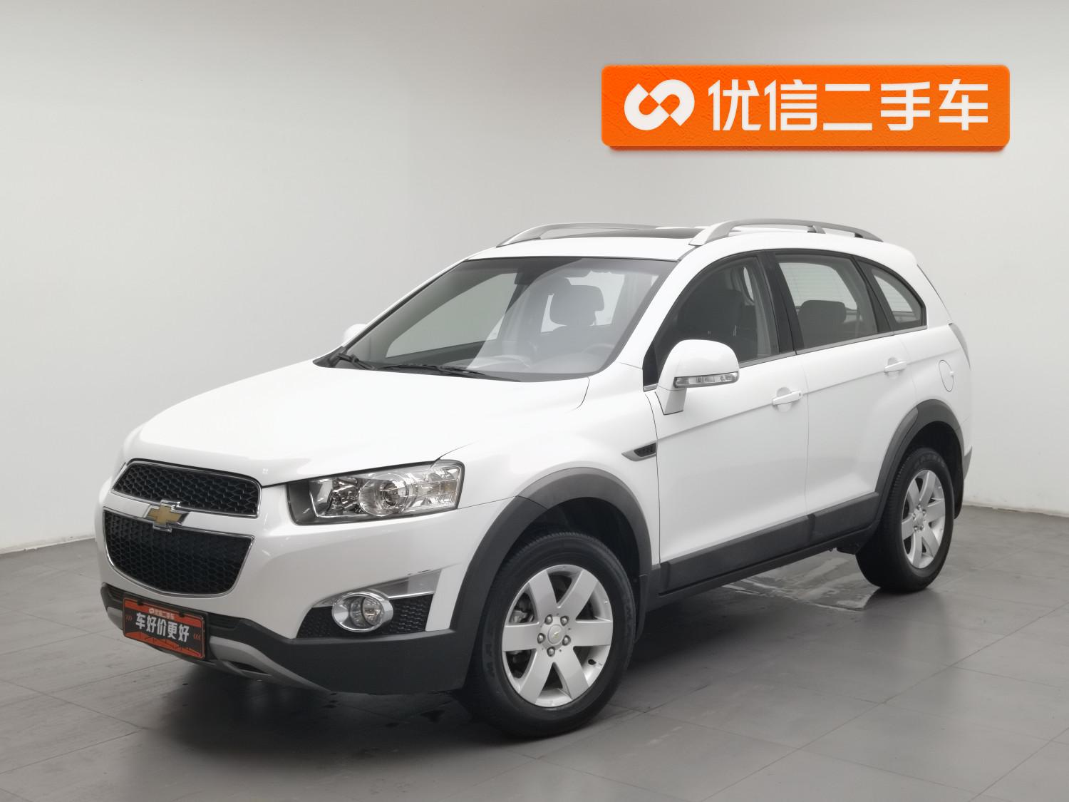 Chevrolet Captiva 2012 2.4L 5 мест
