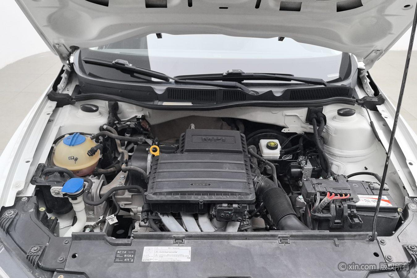 Volkswagen Bora 2017 1.6L MT Comfort