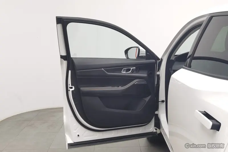 Changan UNI-K 2.0 T Premium — фото 15