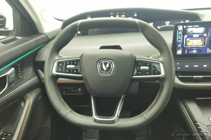 Changan UNI-K 2.0 T Premium — фото 9