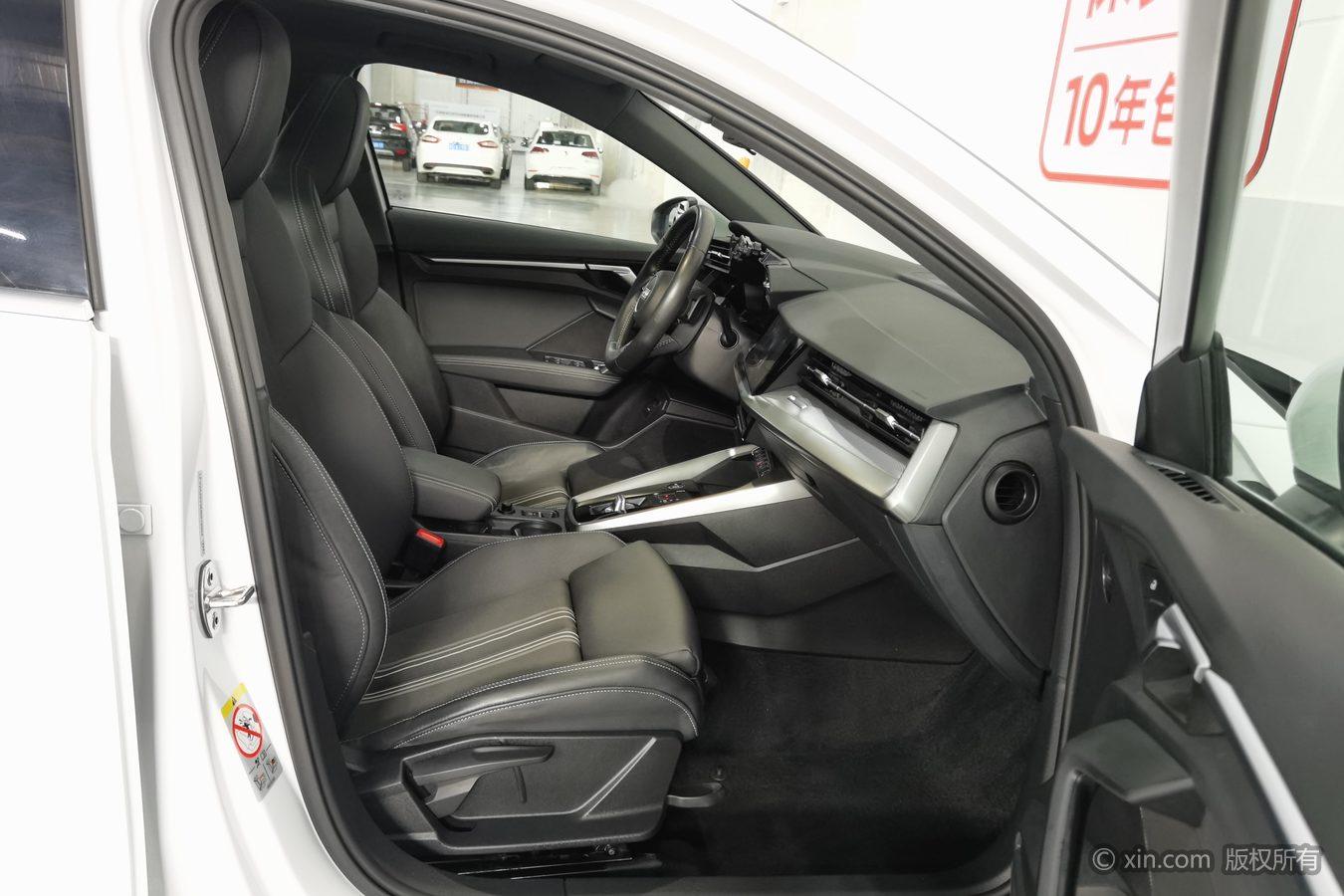 Audi A3 2021 Белый из Китая, фото 4