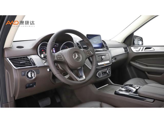 Mercedes-Benz GLS 2018 GLS 320 4 MATIC — фото 7