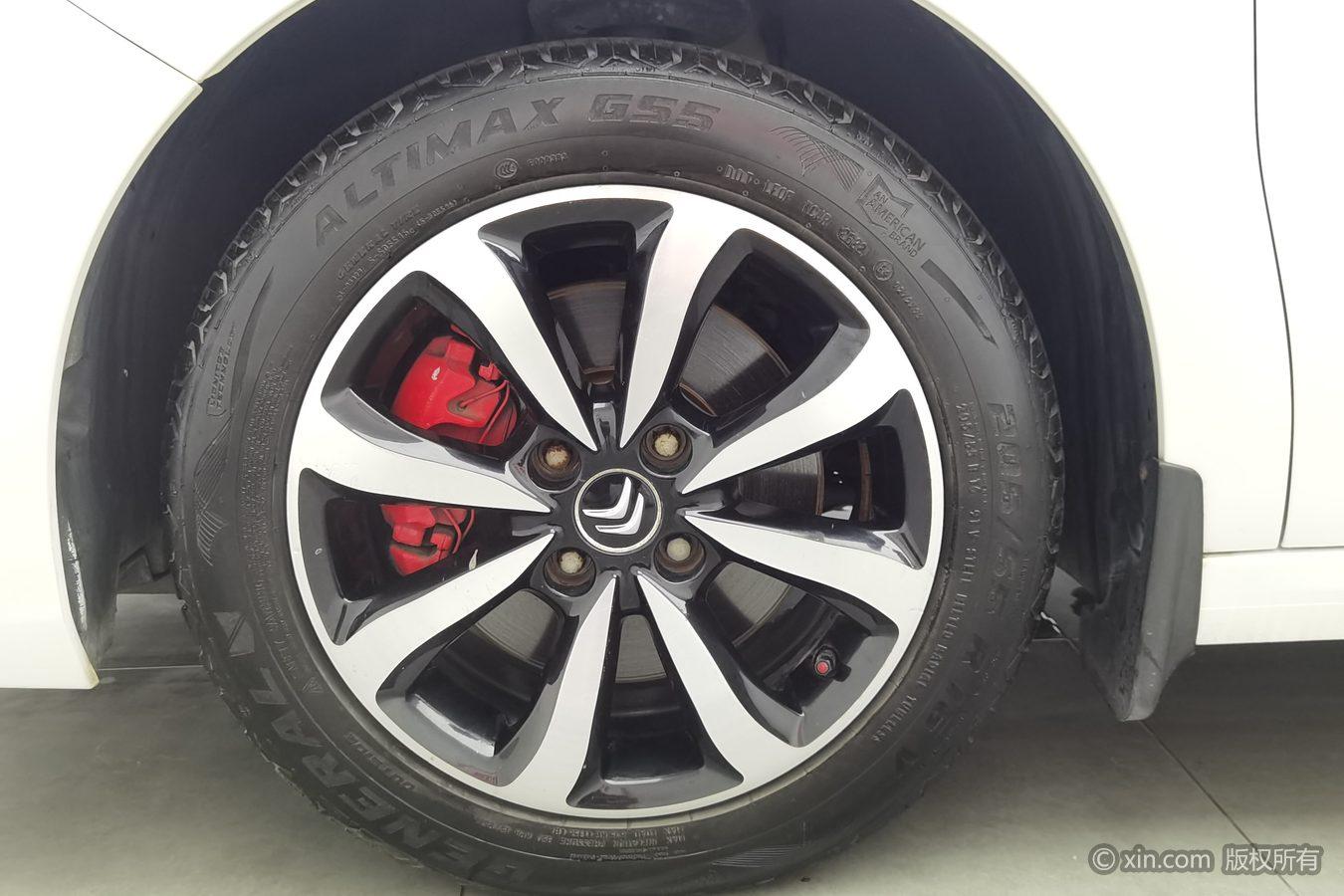 Citroen C4 2016 1.6L MT Luxury
