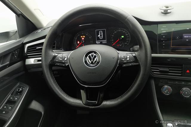 Volkswagen Bora 2021 1.5 L AT — фото 15