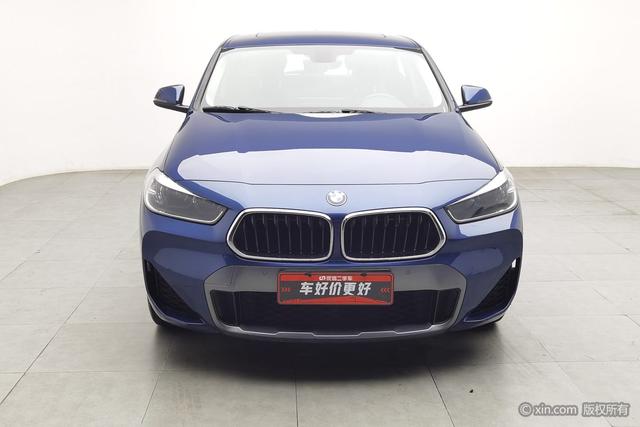 2021 BMW X2 thumbnail 2