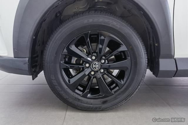 Toyota RAV4 2019 2.0 L CVT 2 WD X V — фото 8