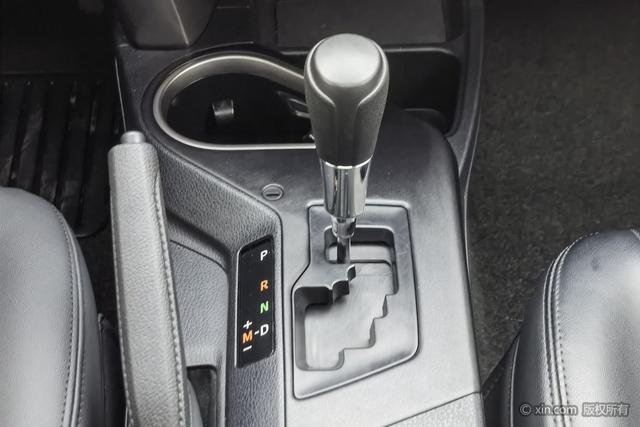 Toyota RAV4 2019 2.0 L CVT 2 WD X V — фото 14
