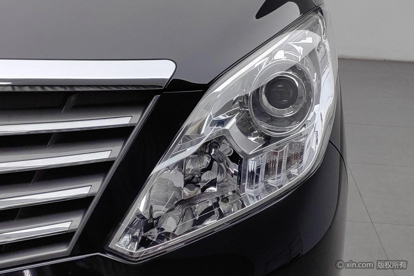 Forthing Lingzhi Plus PLUS 2021 2.0L MT Luxury 7 мест