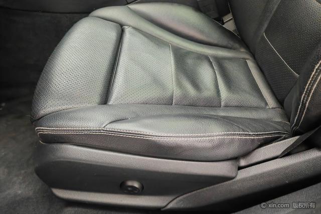 Mercedes-Benz C-Class 2015 C 200 L 4 MATIC — фото 19