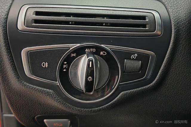 Mercedes-Benz C-Class 2015 C 200 L 4 MATIC — фото 17
