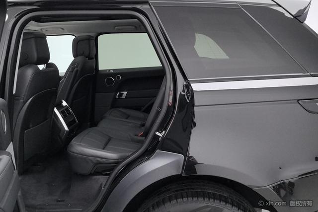 Land Rover Range Rover Sport 2021 3.0 L 6 SE — фото 19
