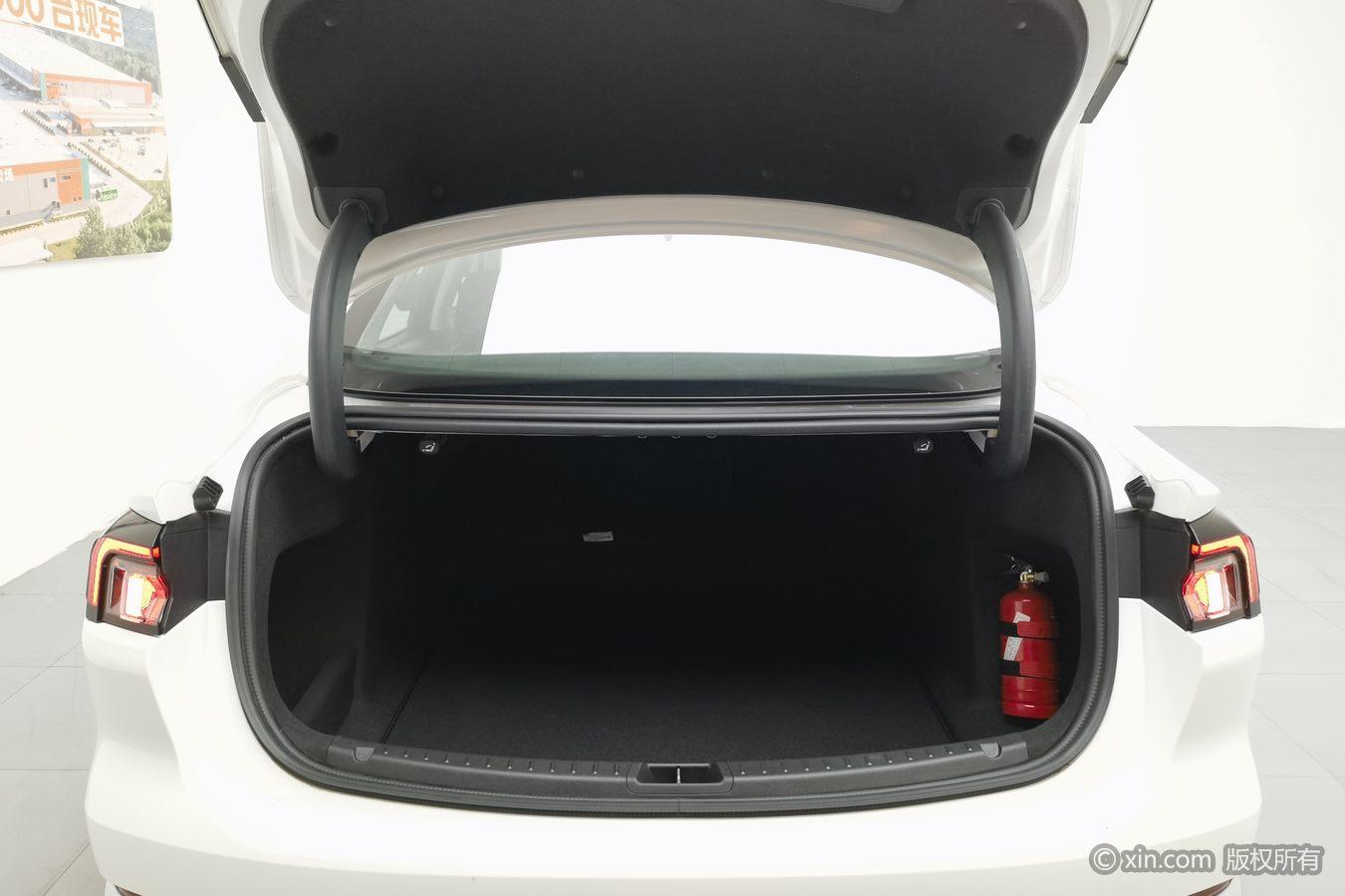 Ford Mondeo id 4439137 из Китая 10