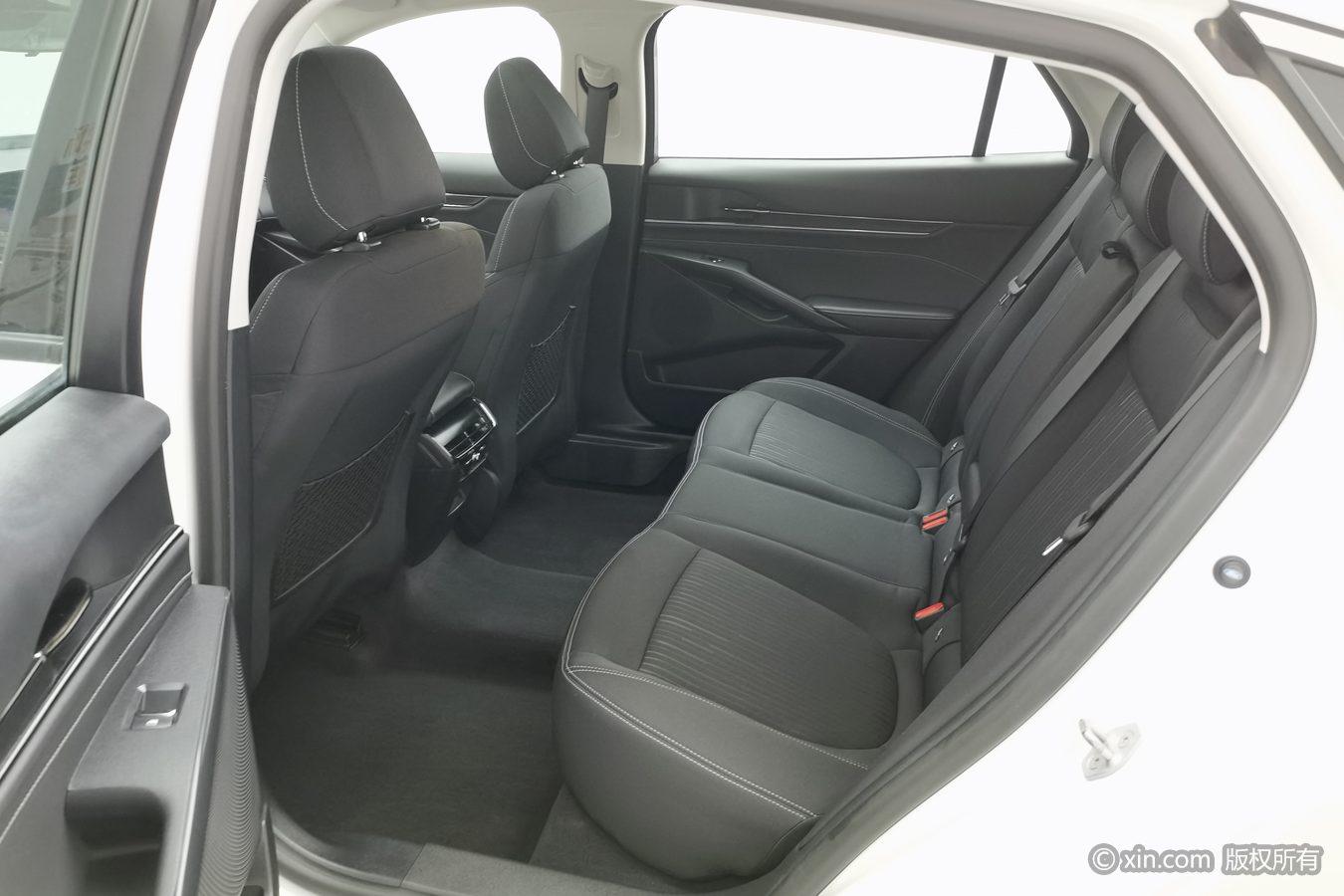 Ford Mondeo id 4439137 из Китая 14