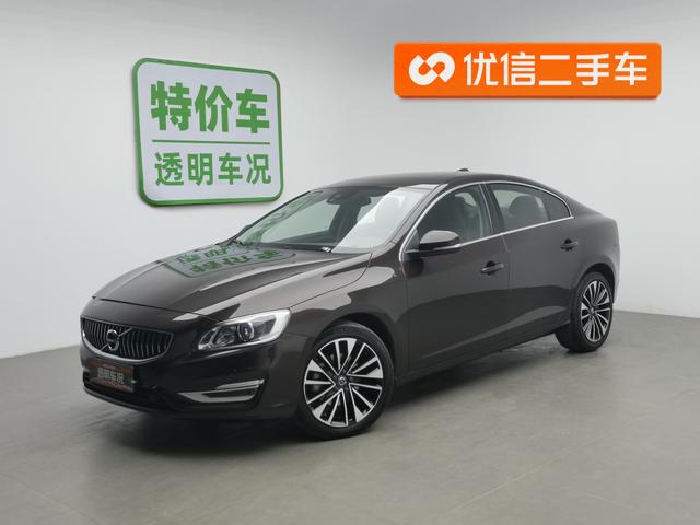 Volvo S60 2018 года выпуска