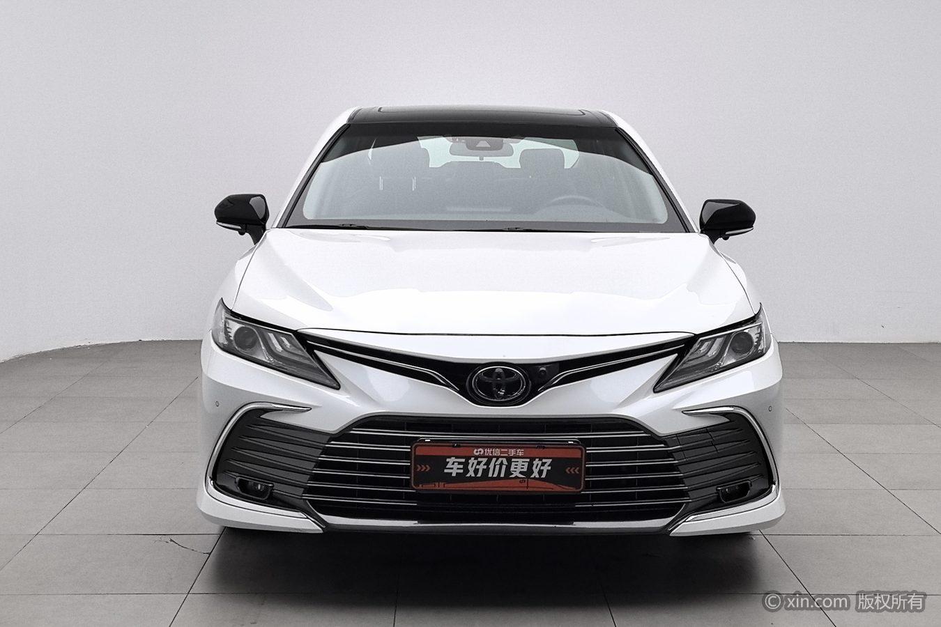 Toyota Camry 2021 2.0G Luxury