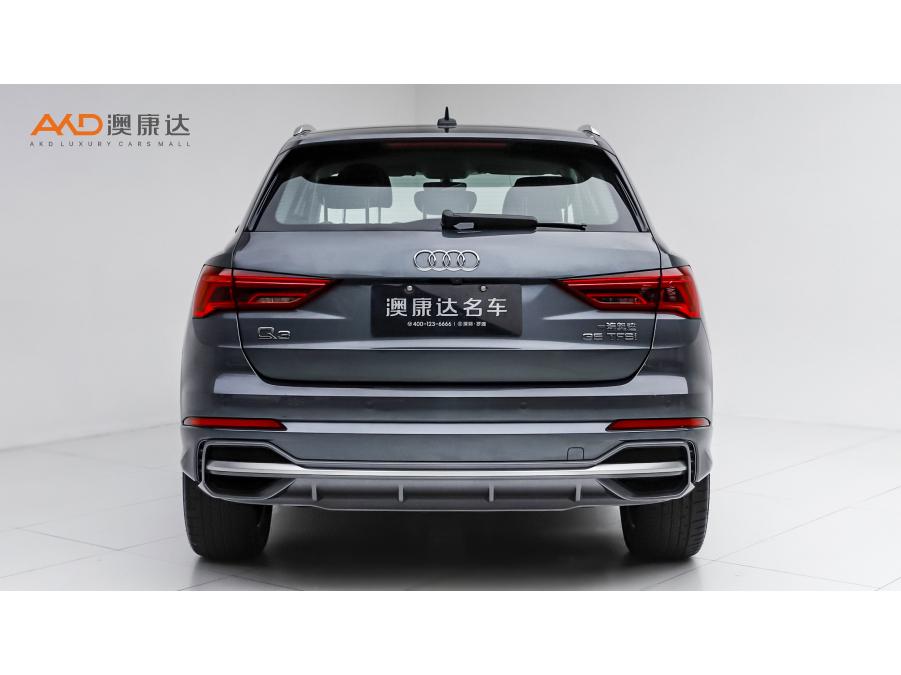 Audi Q3 2022 Темно-серый из Китая, фото 3