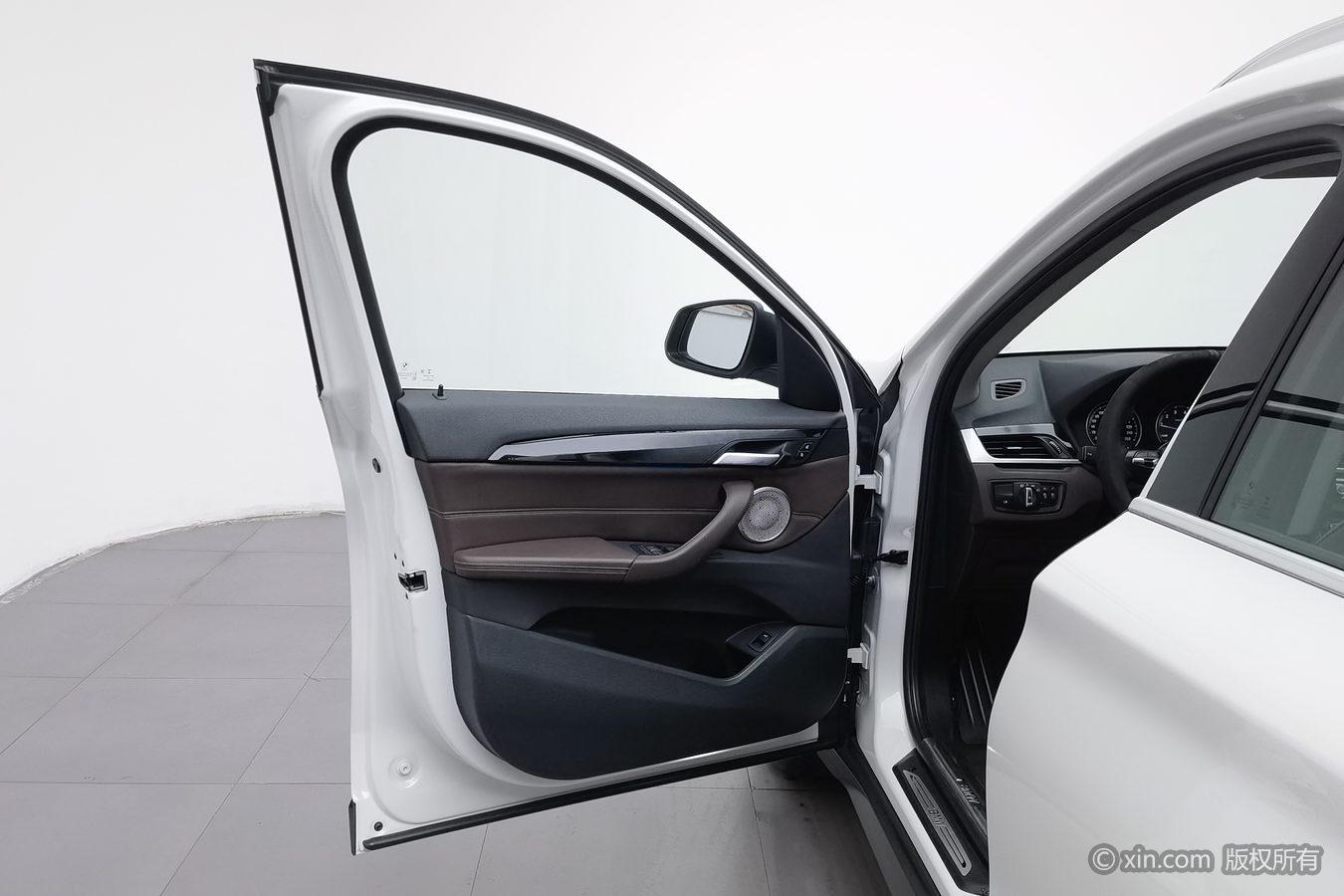 BMW X1 id 4513911 из Китая 14
