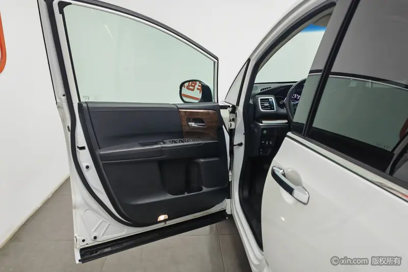 Honda Odyssey — фото 16
