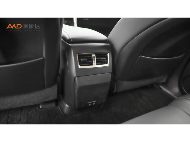 Lexus RX 2020 300 2 WD VI — фото 6