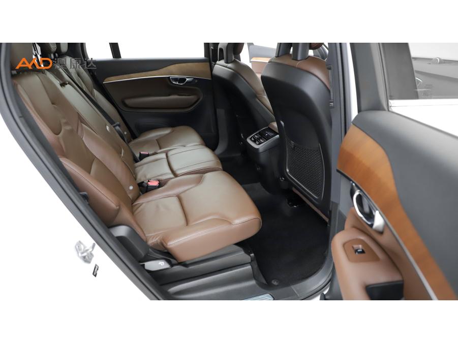 Volvo XC90 2021 B5 Luxury 7 мест