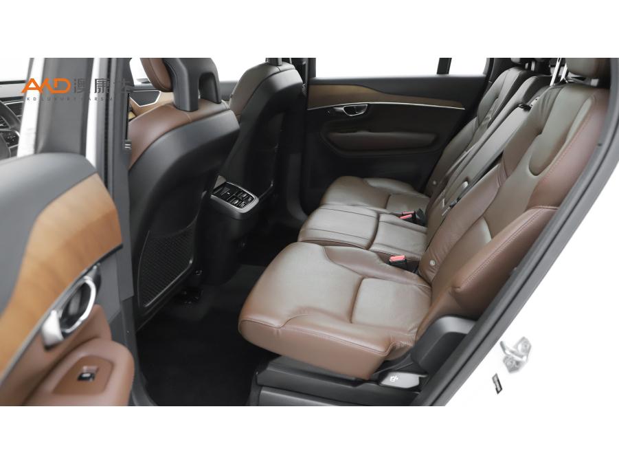Volvo XC90 2021 B5 Luxury 7 мест
