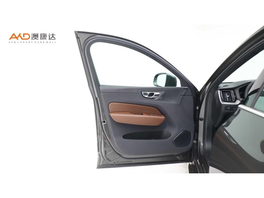 Volvo XC60 2021 T5 Luxury
