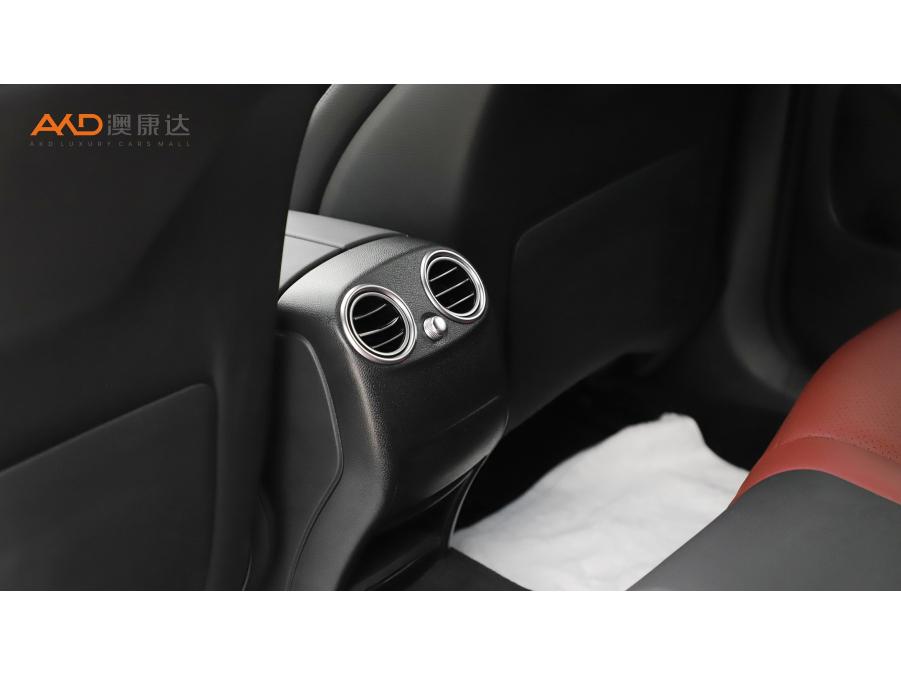 Mercedes-Benz GLC 2019 GLC 260 4MATIC SUV