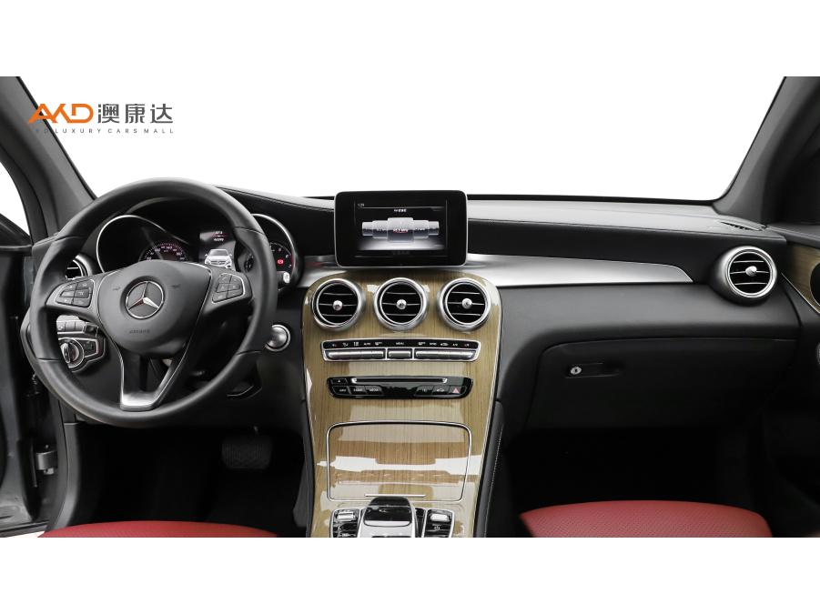 Mercedes-Benz GLC 2019 GLC 260 4MATIC SUV