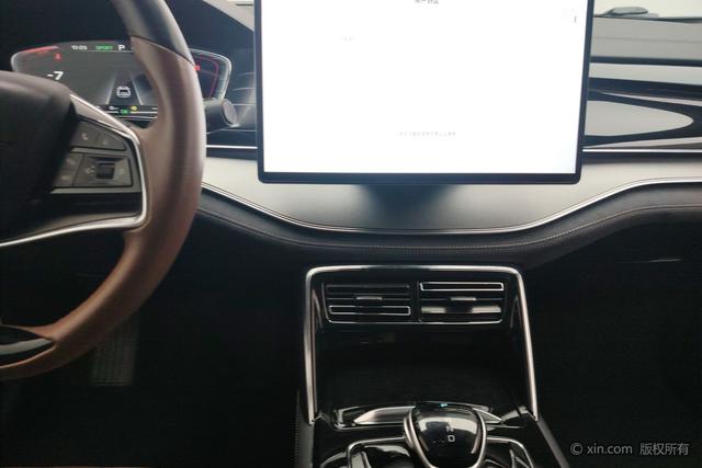 BYD Tang DM id 3810406 из Китая 9