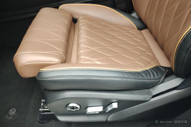 BYD Tang DM id 3810406 из Китая 16