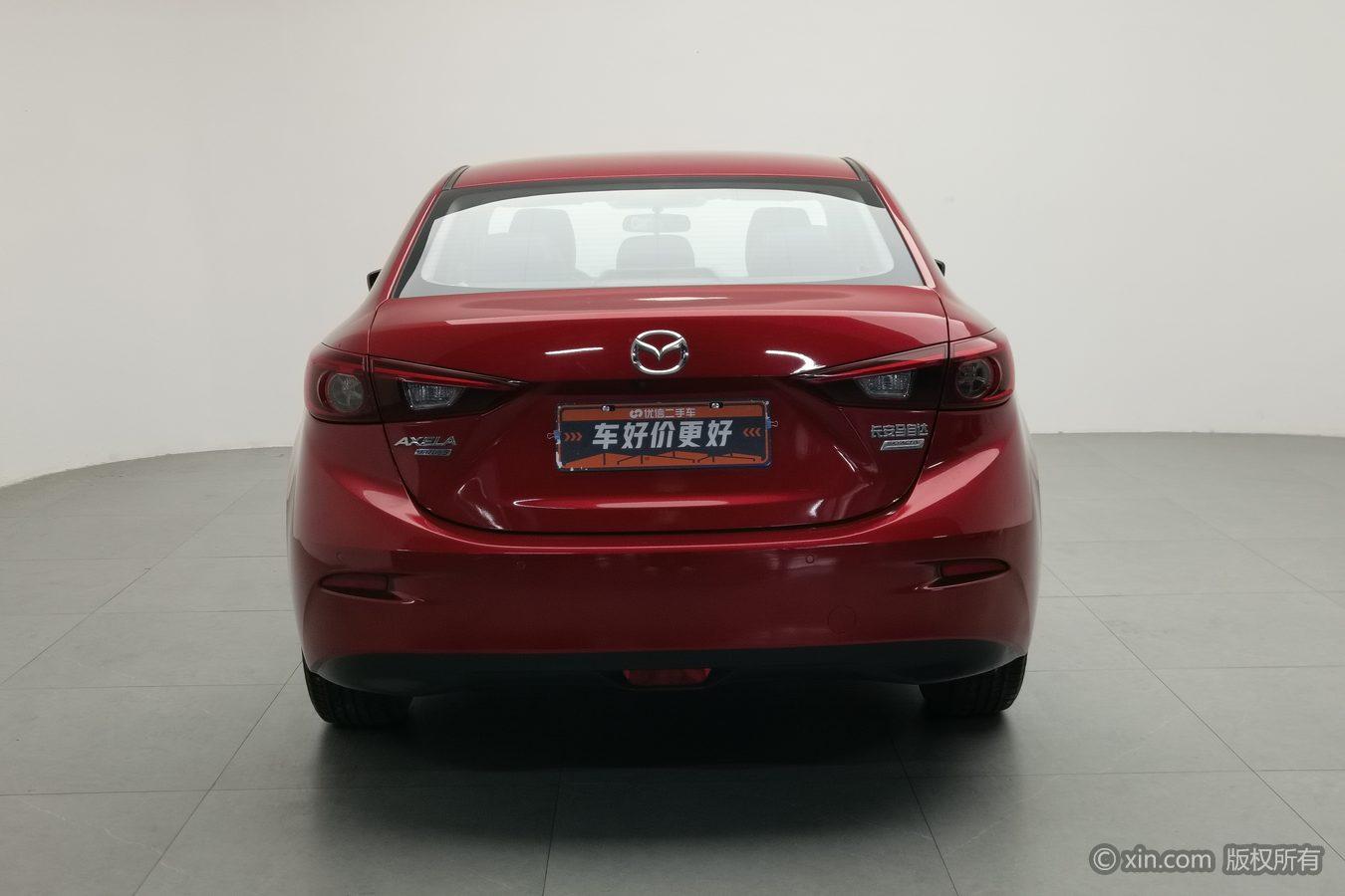 Mazda Mazda3 3 2017 1.5L AT Luxury V