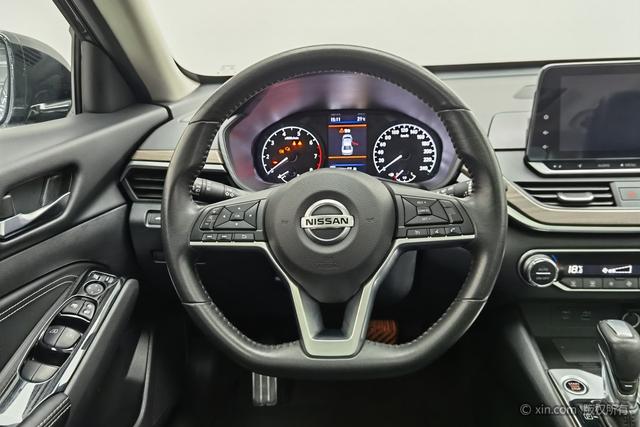 Nissan Teana 2021 2.0 L XL — фото 13