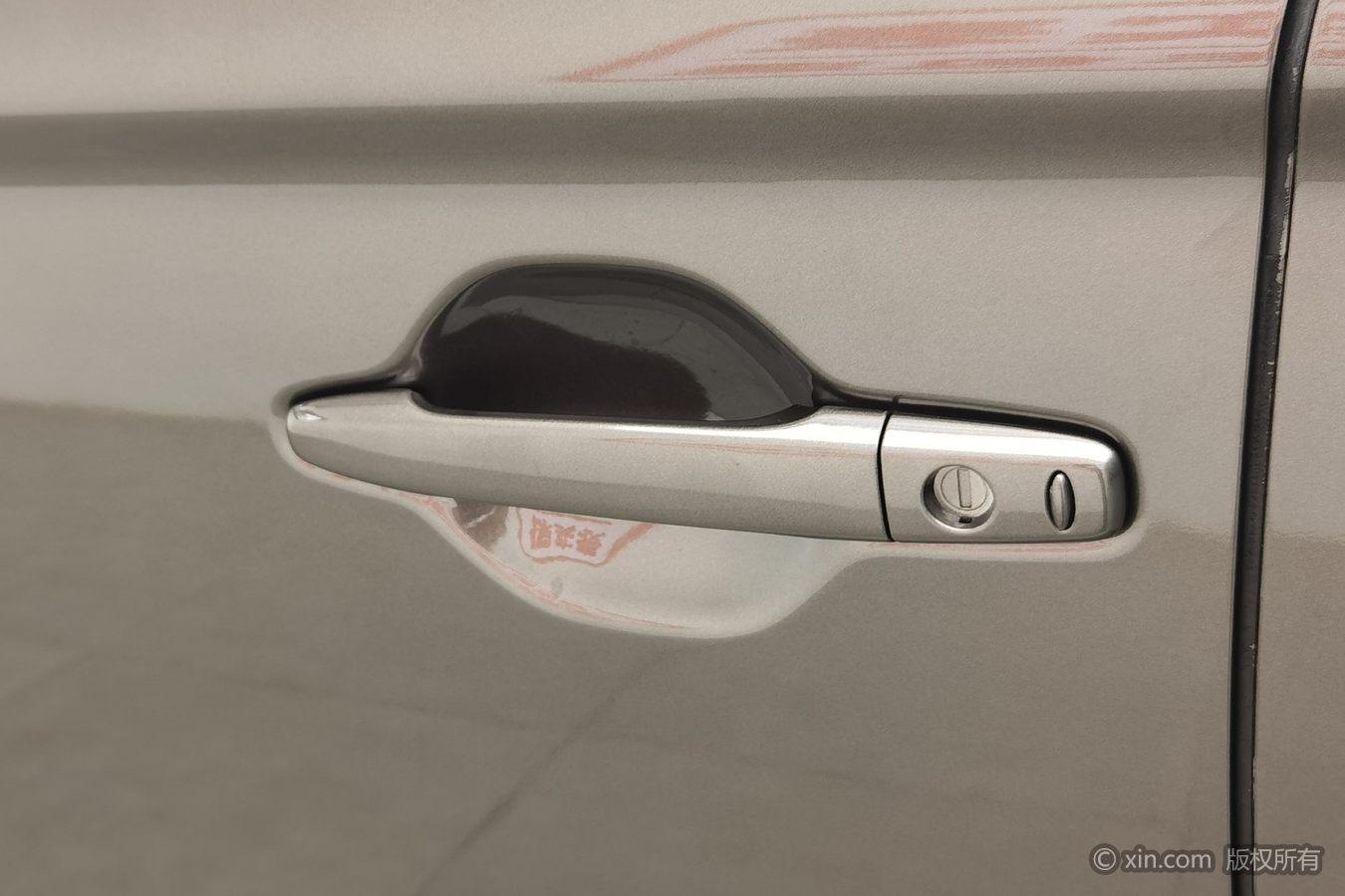 Mitsubishi Outlander 2020 2.0L Enjoy 5 мест