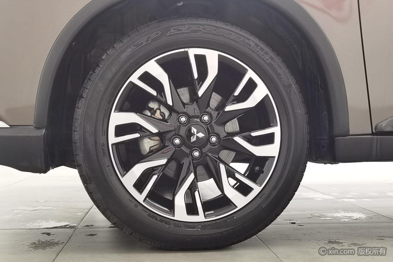 Mitsubishi Outlander 2020 2.0L Enjoy 5 мест