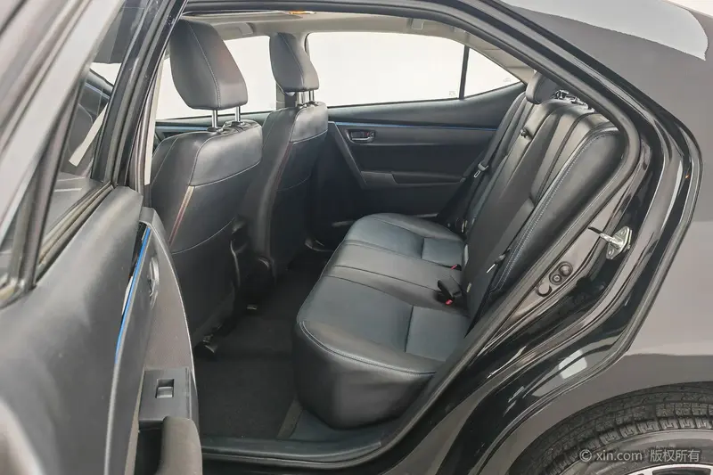 Toyota Levin — фото 14