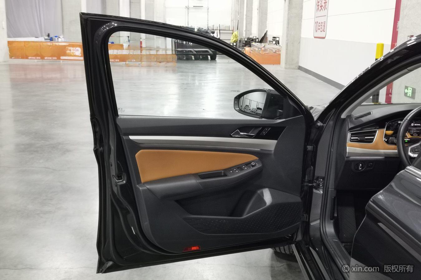 Volkswagen Bora id 4438042 из Китая 11