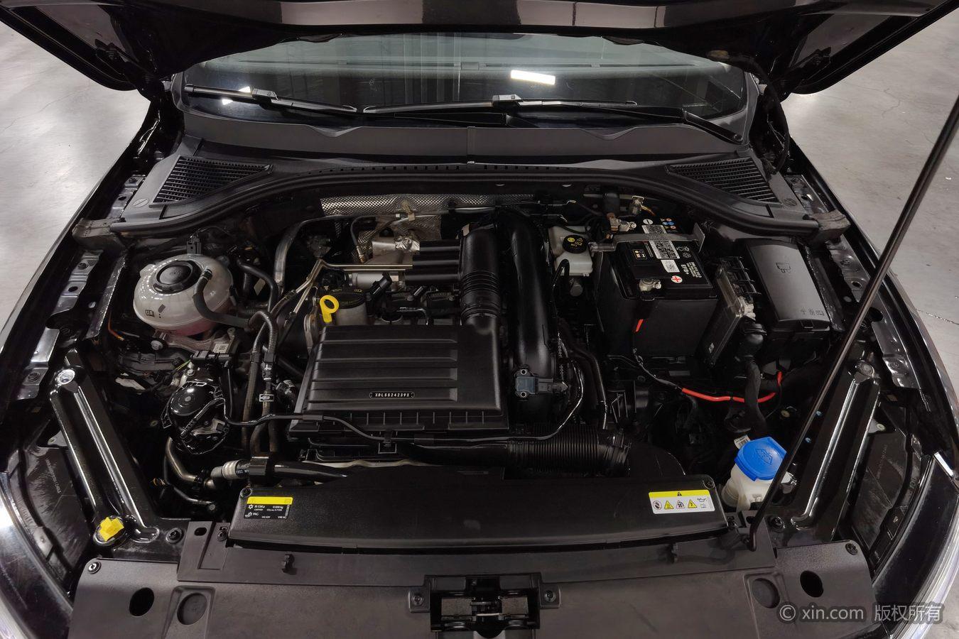 Volkswagen Bora id 4438042 из Китая 13