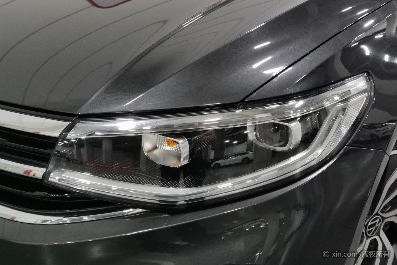 Volkswagen Bora id 4438042 из Китая 17