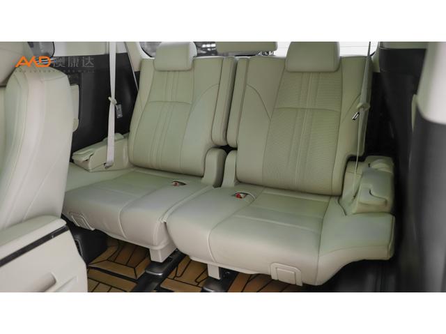 Toyota Vellfire 2021 2.5 L HV — фото 9