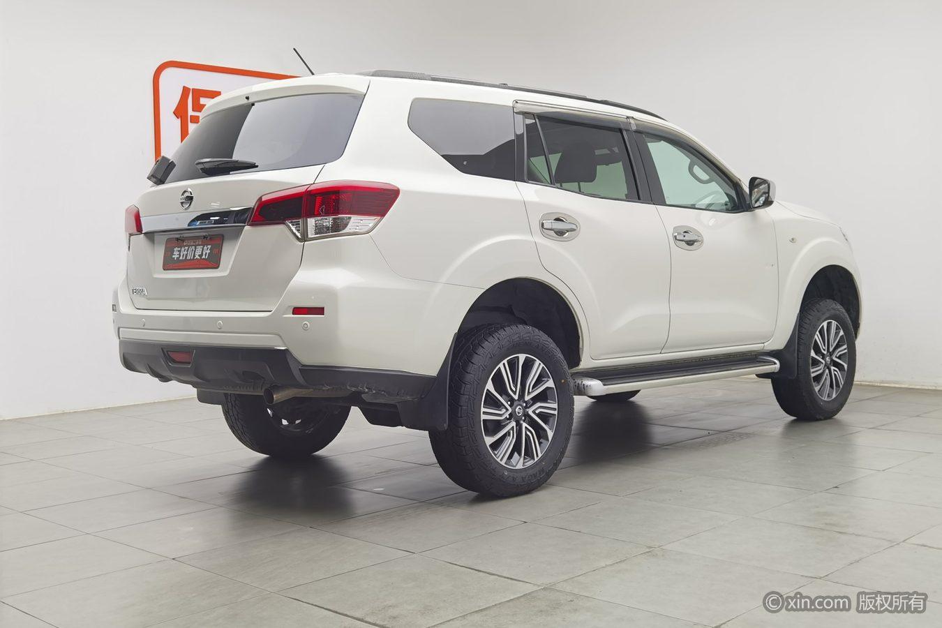 Nissan Terra 2018 2.5L AT Luxury