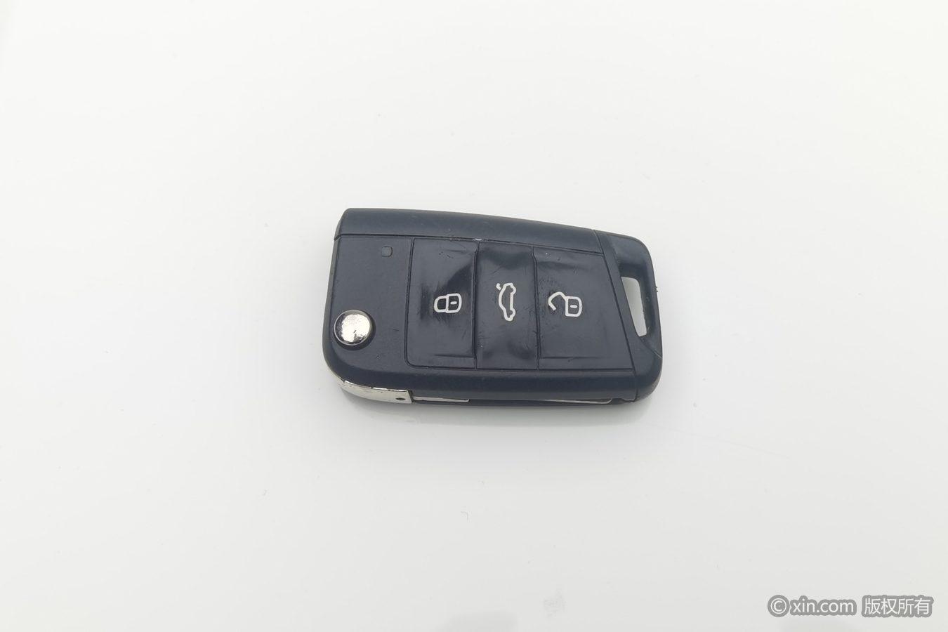 Volkswagen Lamando 2015 330TSI DSG Comfort