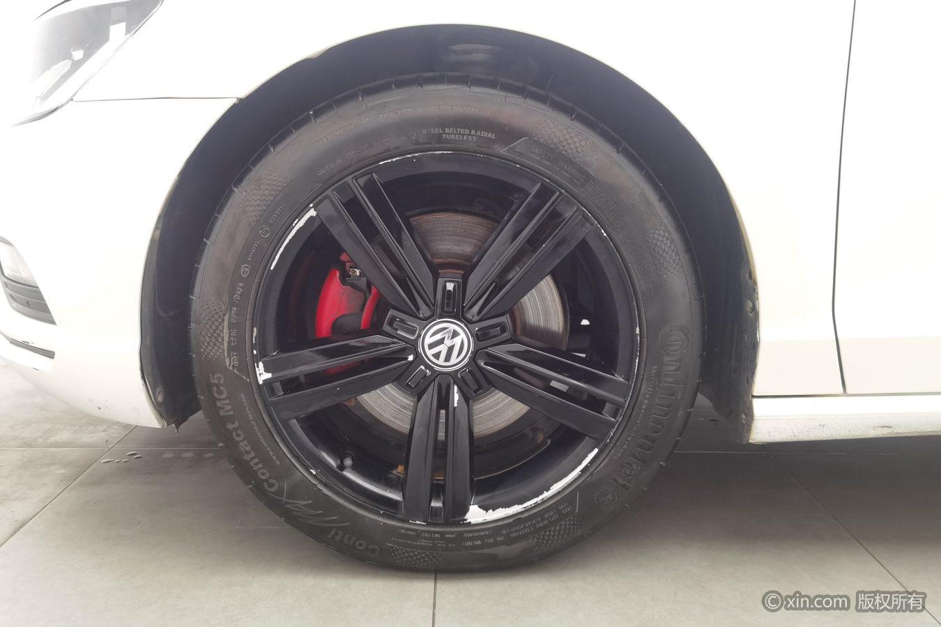 Volkswagen Lamando 2015 330TSI DSG Comfort