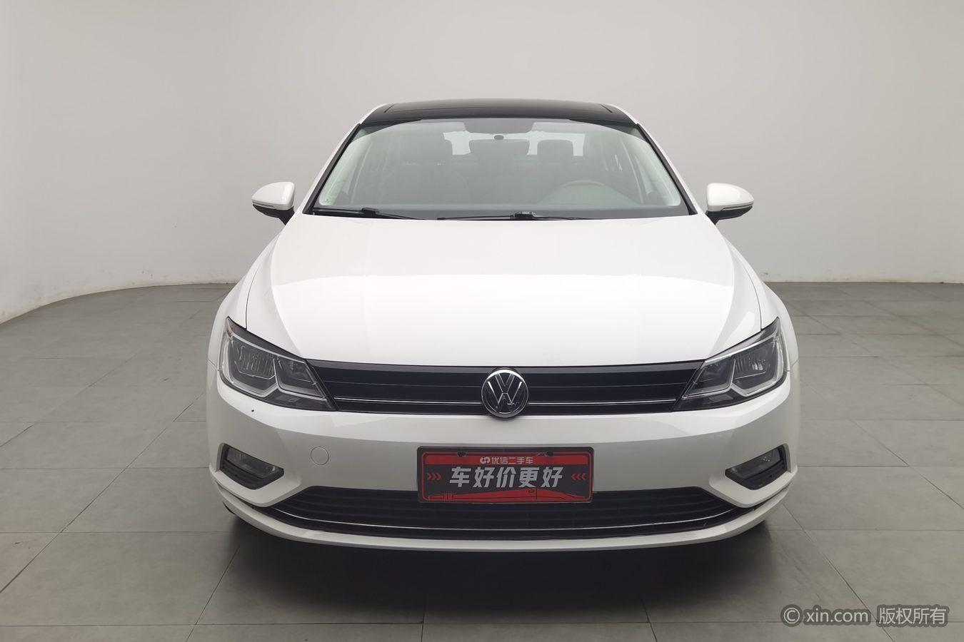 Volkswagen Lamando 2015 330TSI DSG Comfort