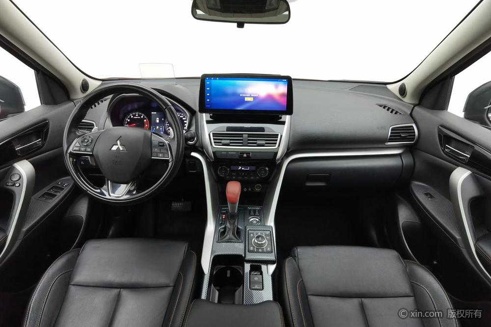 Mitsubishi Eclipse Cross, фото 13