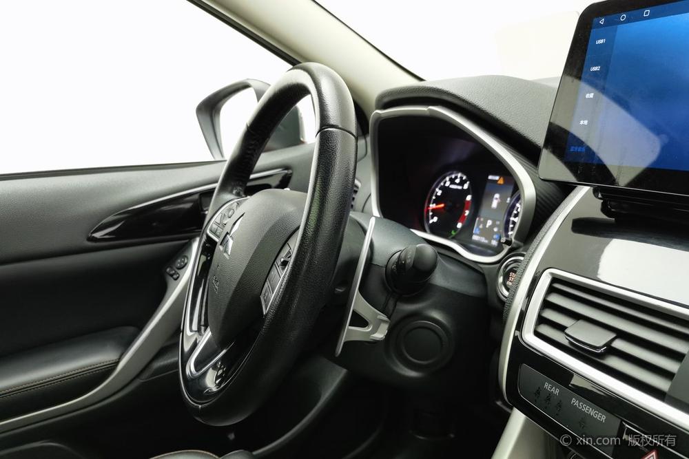 Mitsubishi Eclipse Cross, фото 12
