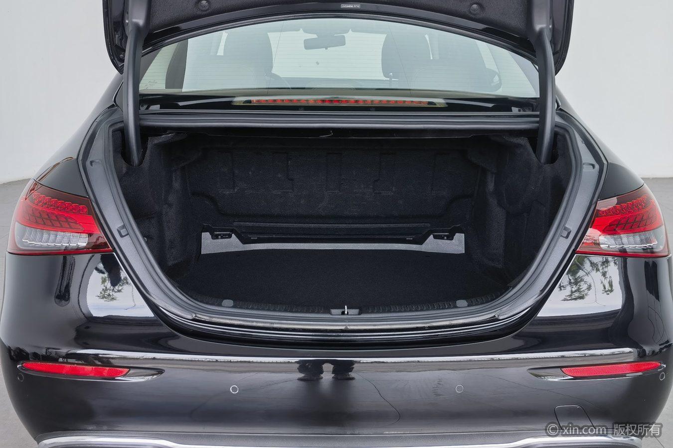 Mercedes-Benz E-class id 4451866 из Китая 9