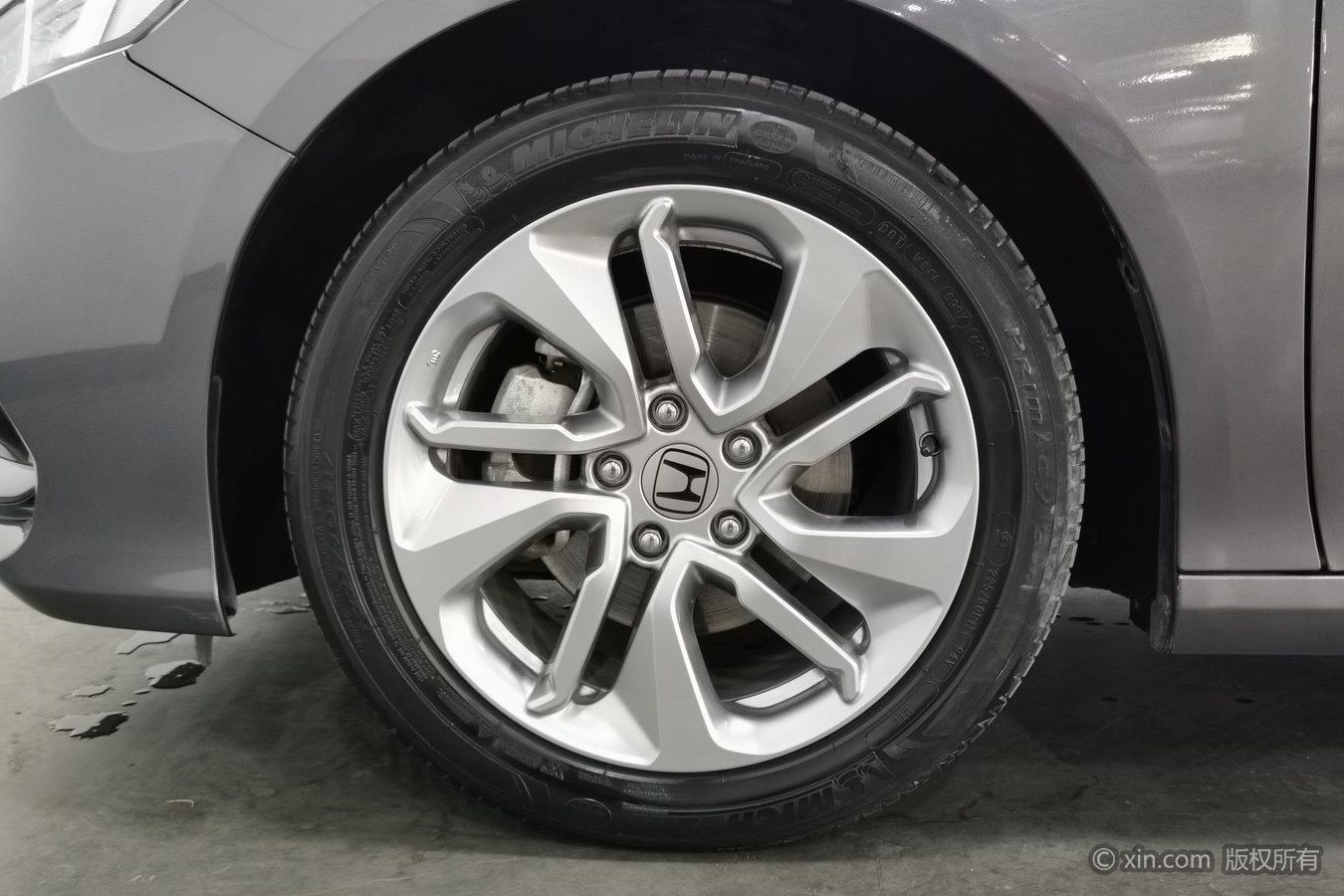 Honda Accord 2018 260TURBO Luxury VI