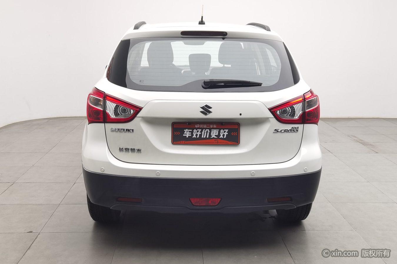 Suzuki S-Cross 2014 1.6L MT