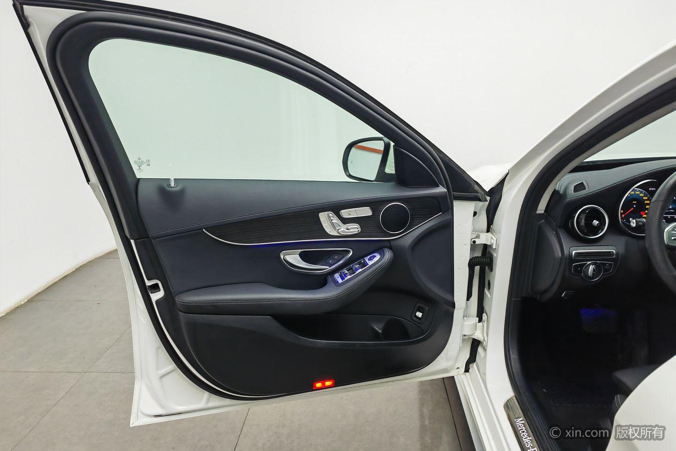 Mercedes-Benz Class C 2020 Белый из Китая